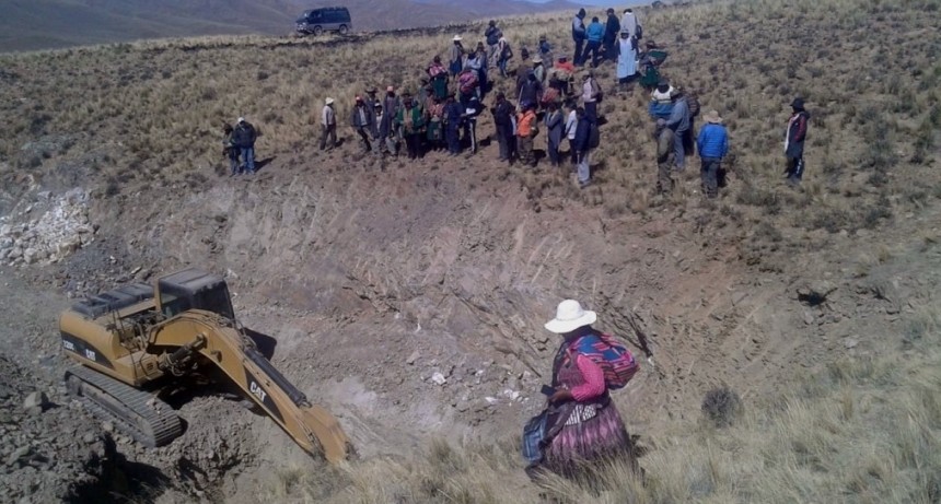 Territorio Tapacarí Cóndor Apacheta resiste a la minería