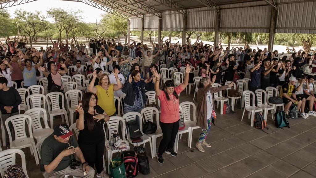 Fiesta popular y vigilia para acompañar la santificación de Mama Antula