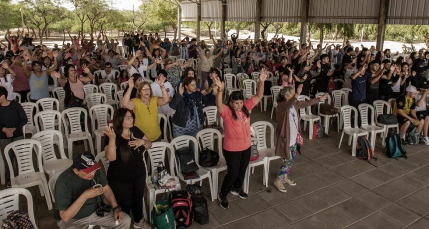 Fiesta popular y vigilia para acompañar la santificación de Mama Antula