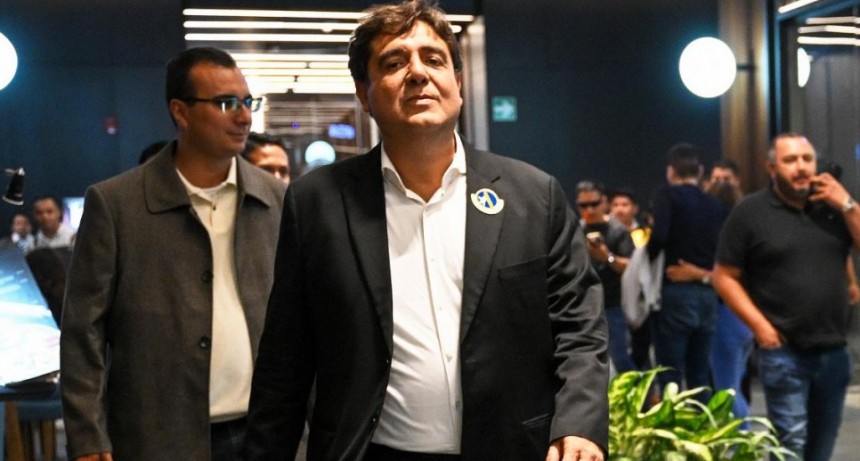 La Justicia de Guatemala suspendió la candidatura presidencial del líder en las encuestas