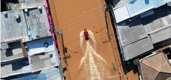 Vuelven las lluvias y prolongan el desastre por inundaciones en Brasil