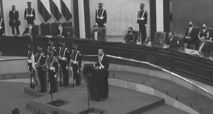 A Bukele le espera un escenario parecido al del expresidente Juan Orlando Hernández 