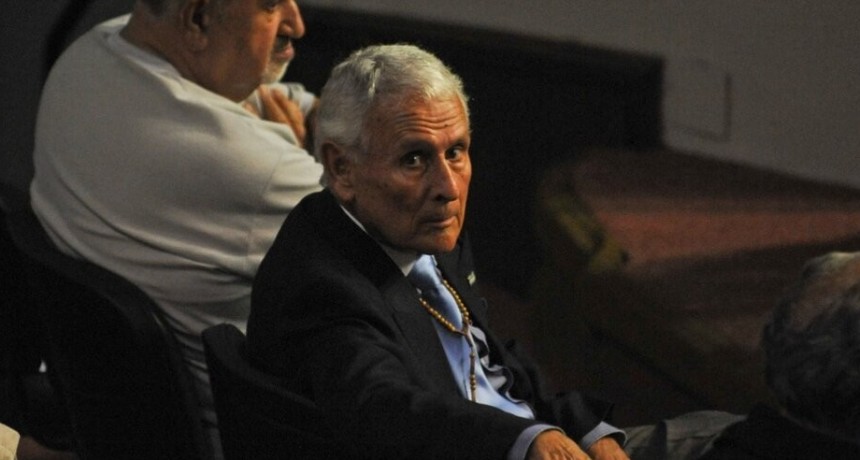 Murió Miguel Etchecolatz: las principales causas por las que fue condenado