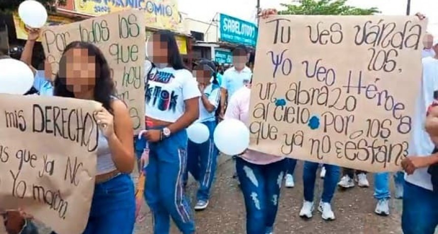 En El Bagre, Bajo Cauca antioqueño, marcharon para que se detenga la matanza
