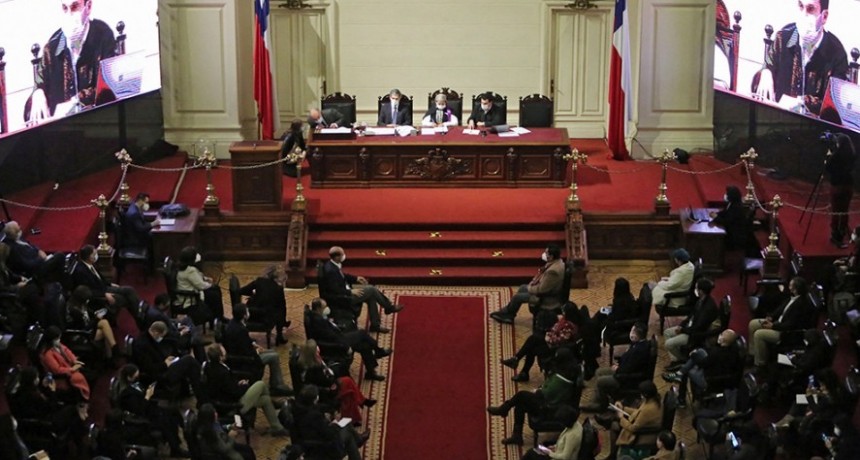 Partidos políticos chilenos acordaron establecer una nueva convención constituyente