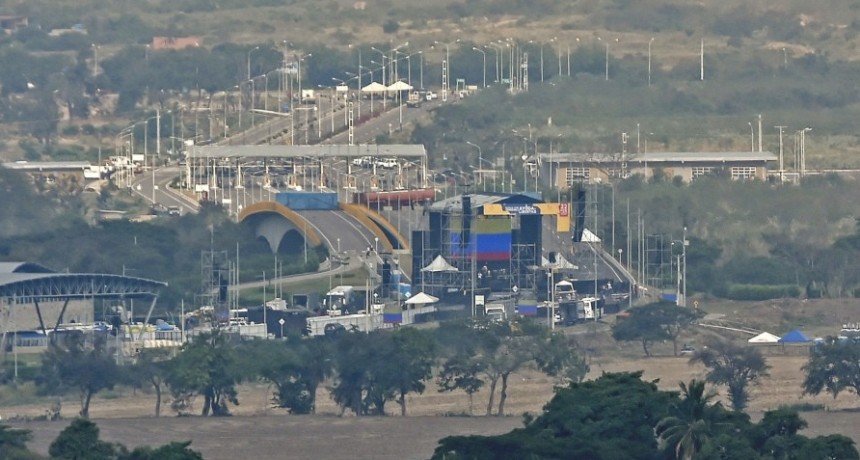 Colombia y Venezuela reabren la frontera de 2.000 km con el sueño bolivariano de fondo