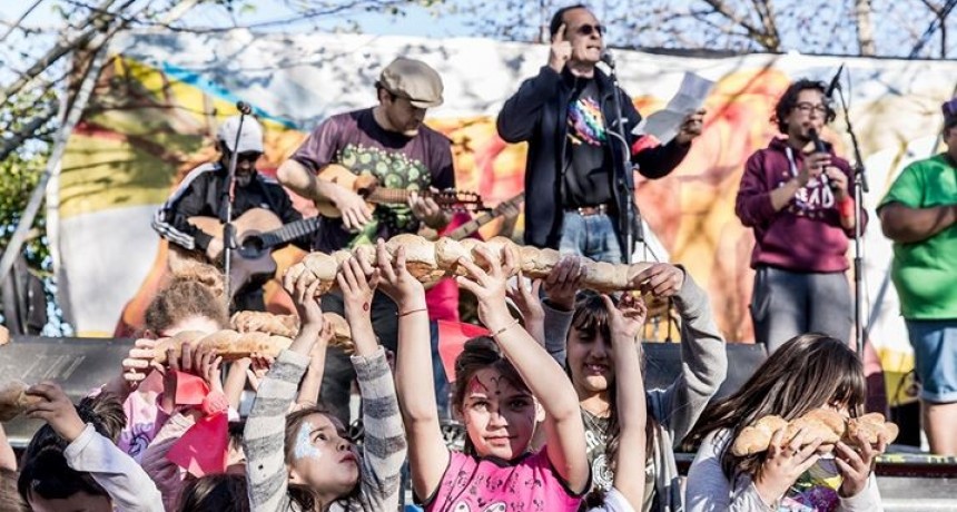 Casita Huilen, la fiesta de los pibes y las pibas en Argentina