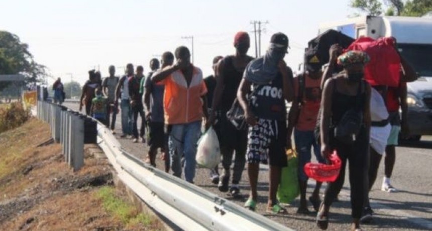 Nueva caravana de migrantes parte de Chiapas hacia EE.UU.