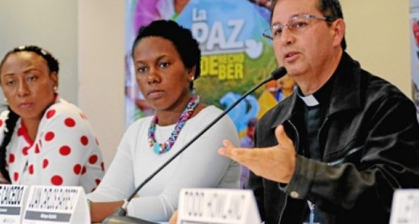 ¿Amordazar al obispo?