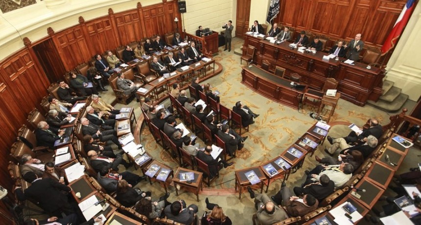 Chile abre un nuevo intento de reforma constitucional