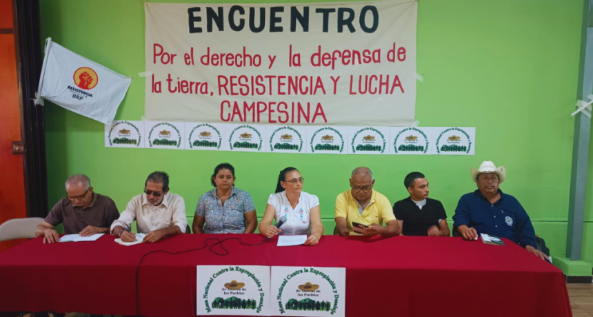 Campesinos rechazan reconcentración de tierras en manos de grandes terratenientes