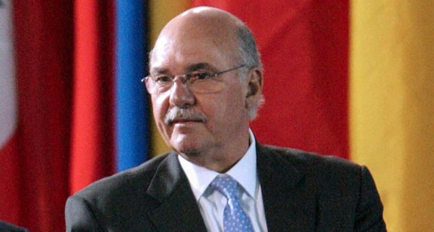 Ordenaron la detención del expresidente Alfredo Cristiani