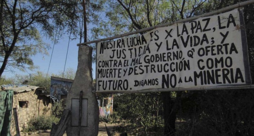 El DNU y el proyecto de ley de Milei se escriben con “mega” de megaminería